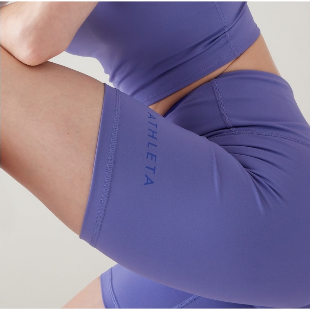 Athleta elation train 7” biker shorts